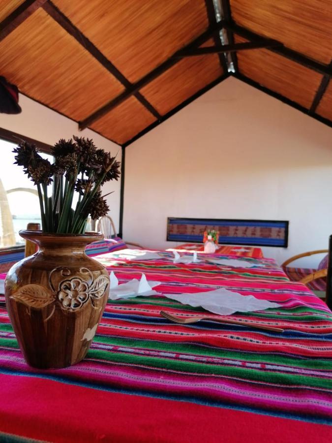 Uros Lake Titicaca Lodge プーノ エクステリア 写真